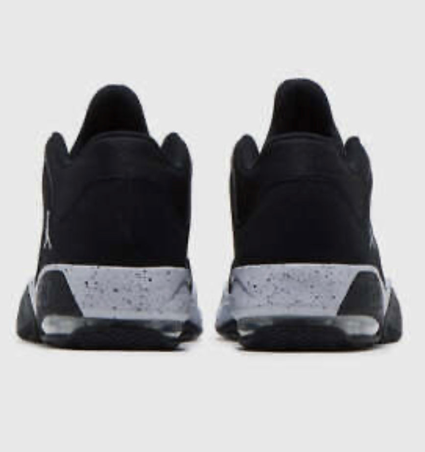AIR JORDAN MAX AURA 3 (GS)